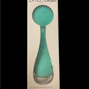 PMD Clean Smart Facial Cleansing Device - Teal -BNIB